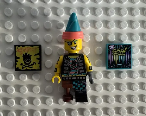 LEGO Minifigures Vidiyo Bandmates Punk Pirate