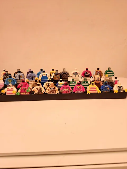 LEGO Minifigures Minifigure Lot Assorted Torso Parts No Heads/Legs Batman Ext.