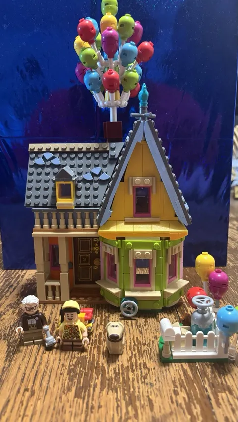LEGO Disney Up House 100th Anniversary Set 43217 100% Complete W/ Manual No Box