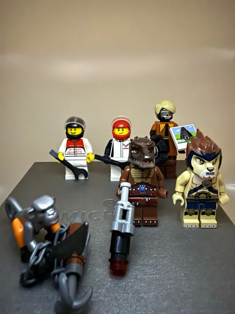 LEGO Minifigures Lot – Chima, Racers, Ninjago