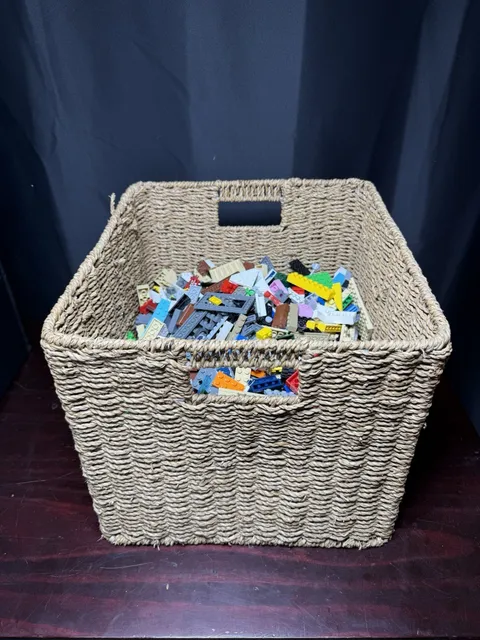 9 Lb Bulk LEGO Lot Mixed Bricks Parts Pieces Assorted Colors No Minifigures