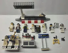 Lot of 13 Lego Speed Champions minifigures + Bonus Extra parts. Free Shipping