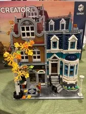 LEGO Creator 10270 Bookshop Modular Buildings 2504pcs 16+ Brick Separator