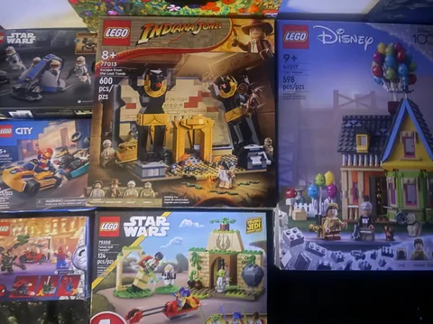 LEGO Bundle Lot – Star Wars, Marvel, Indiana Jones, Disney, Mario (19 Sets)