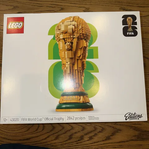 LEGO: 43020 FIFA World Cup Trophy New Sealed
