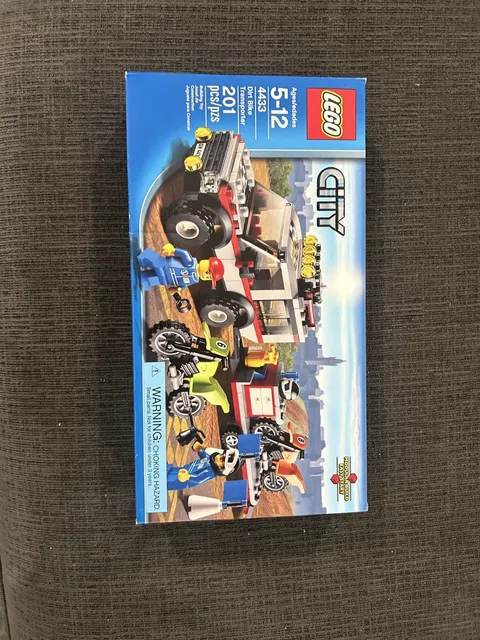LEGO CITY: Dirt Bike Transporter (4433)