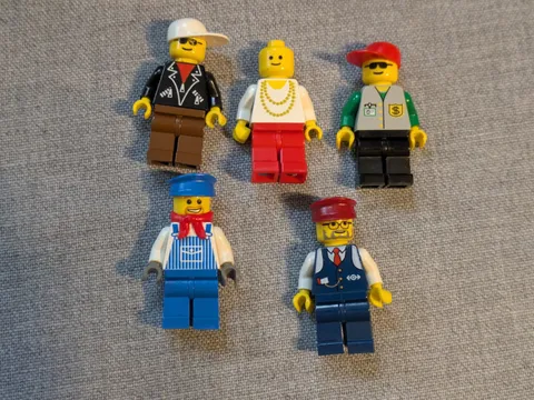 Lot of 5 Lego Express 4534 Electric Train Set Minifigure Conductor Passanger