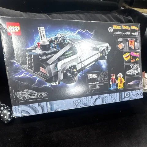 LEGO Icons Back to the Future Time Machine 10300 Set 1872pcs Battery 18+