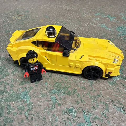 USED Lego (76901) Speed Champions: Toyota GR Supra, yellow 