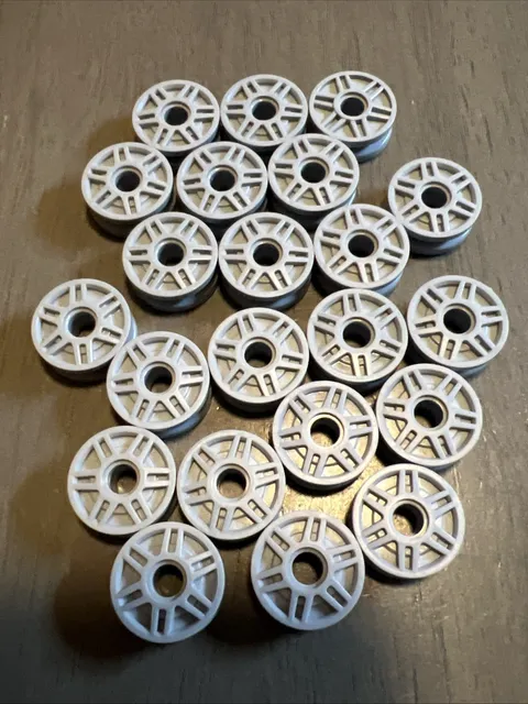 LEGO 13971 Light Bluish Gray Wheel 18mm D. x 8mm Inner Ring x22