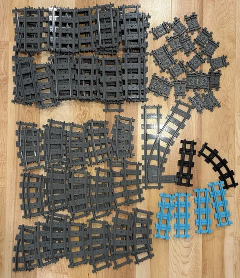 LEGO Train Track Lot - 101 Pieces, 41 Straight, 33 Curves, 1 Crossing, 20 Flex