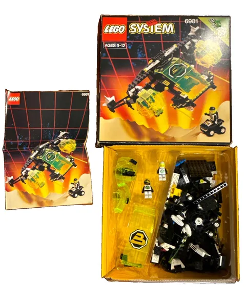 LEGO 6981 Space Blacktron II: Aerial Intruder