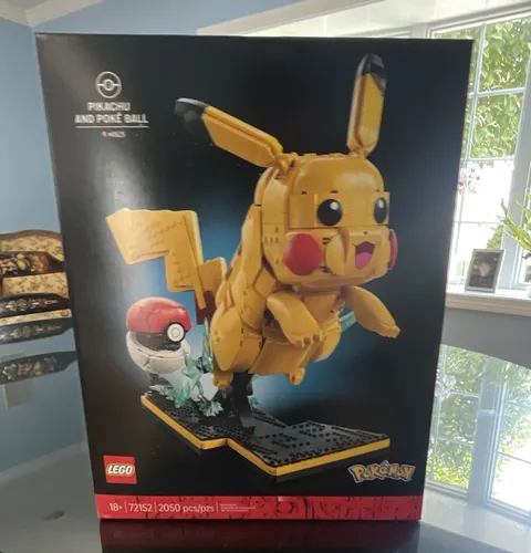 LEGO Pokémon Pikachu & Poké Ball Set 72152 2050pcs 18+ Brick Separator Box