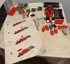 Lego Set 8672 Ferrari Finish Line Incomplete Set! Includes several minifigures