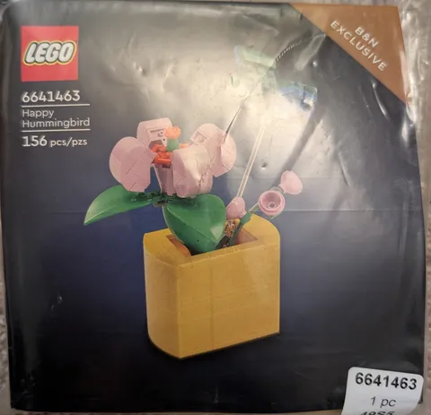 Barnes & Noble Spring Exclusive Happy Hummingbird LEGO #6641463
