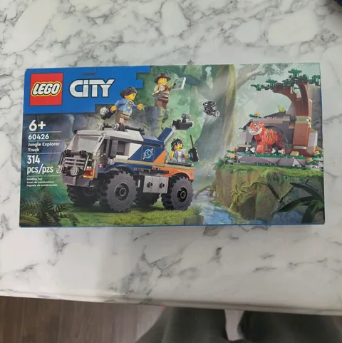 LEGO CITY: Jungle Explorer Off-Road Truck (60426)