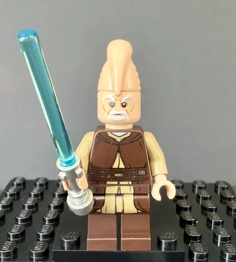 LEGO STAR WARS Ki-Adi-Mundi Minifigure 75206 Printed Legs sw0911 JEDI KNIGHT 