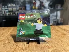 Vintage Sealed 1998 LEGO System 3320 Austrian Soccer Fútbal Player Minifigure