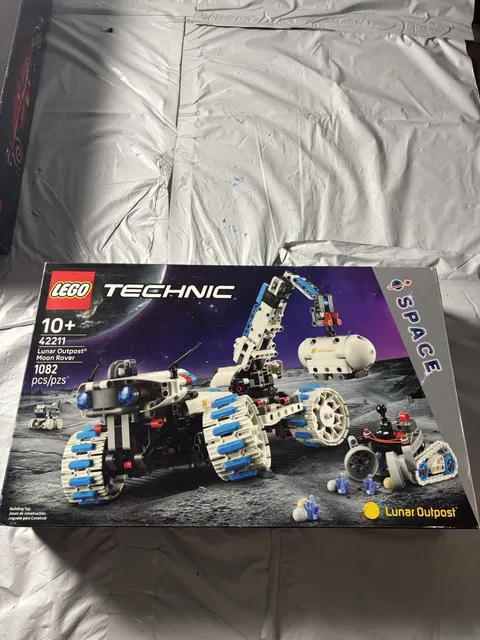 LEGO Technic Lunar Outpost Moon Rover Space Vehicle Complete Set (42211)