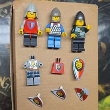 LEGO Castle Medieval Knights Minifigures Lot w/ Shields & Accessories Vintage