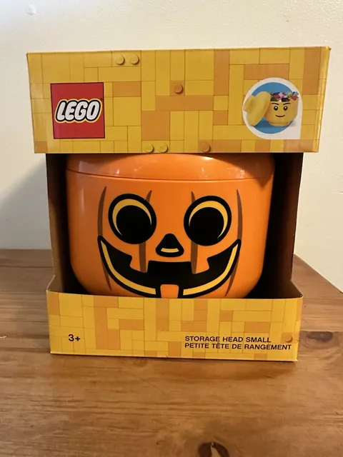 LEGO Small Halloween Pumpkin Jack O Lantern Storage Head  New Unopened