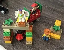 Lego DUPLO 5659 Set Toy Story 3 Train Chase w/ Buzz Woody & Jessie Disney Pixar