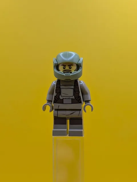 Resistance Trooper sw0867 Green Helmet Star Wars Minifigure Lego