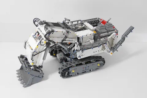 LEGO ® Technic set 42100 Liebherr excavator R 9800