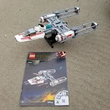 LEGO Star Wars: Resistance Y-Wing Starfighter (75249). INCOMPLETE
