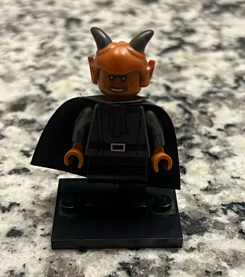 LEGO Minifigure Devil Horned Head w/ Black Cape & Display Stand