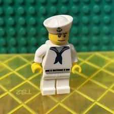 LEGO CMF Sailor (COL058) Minifig | Series 4
