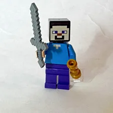 LEGO Minecraft Steve Minifigure w/ Sword & Accessories Pre-Owned Collectible Toy