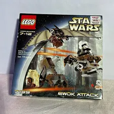 LEGO Star Wars Ewok Attack 7139 119pc Ages 7-12 Box Paploo Wicket