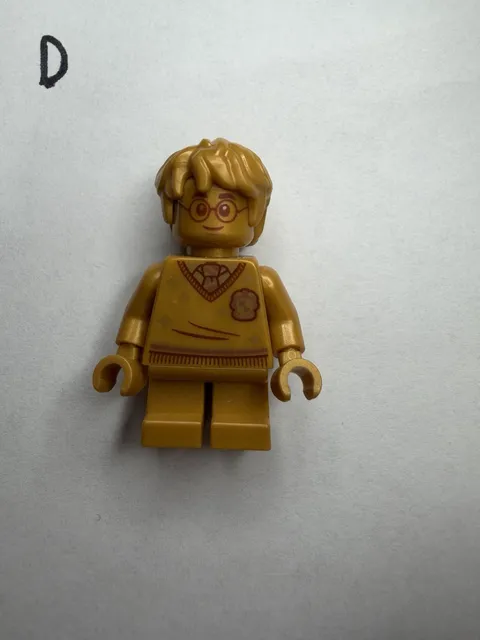 Lego Harry Potter 76386 20th Anniversary Pearl Gold Harry Potter Minifigure