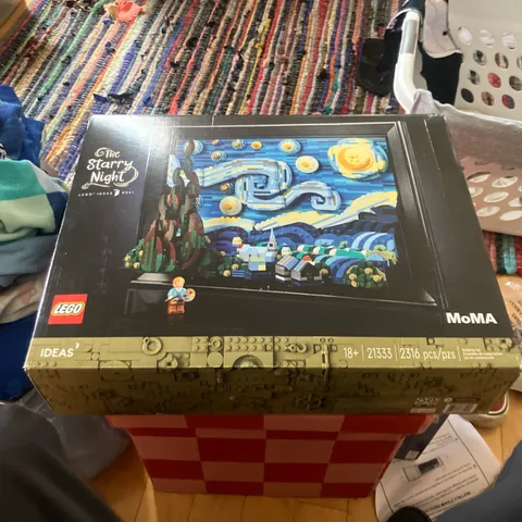 LEGO Ideas: Vincent Van Gogh - The Starry Night (21333) New Sealed Retired Set