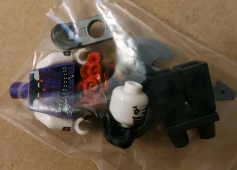 💯 LEGO CMF Vidiyo Bandmates Vampire Bassist Minifigure Brand New Unassembled 
