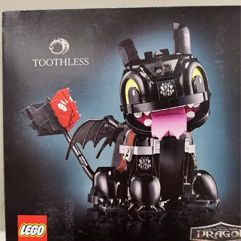 LEGO Icons Toothless How to Train Your Dragon 10375 784 pcs 18+ Box