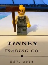EGO Alien Conquest Farmer Minifigure ac007 w/Broom - Authentic 7051