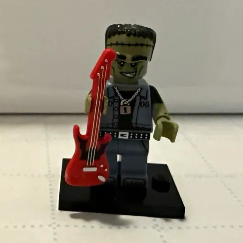 Monster Rocker (Frankenstein w/ guitar, CMF Series 14 Monsters, 71010) Lego Mini