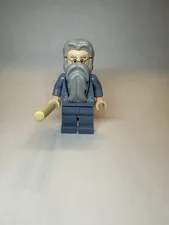 LEGO Dumbledore Minifigure SAND BLUE Embroidery Harry Potter Minifig hp099 Wand