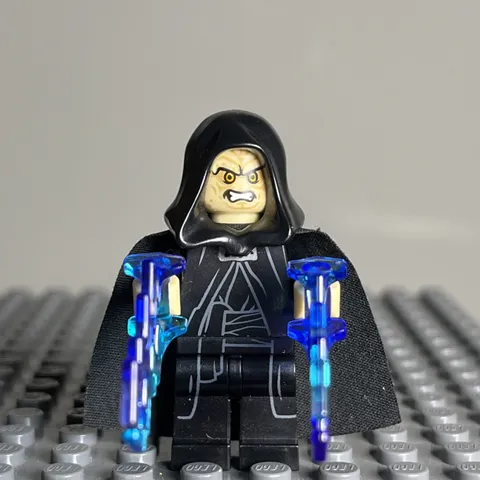LEGO Star Wars Emperor Palpatine Tan Head and Hands SW0595 Minifigure - 1S