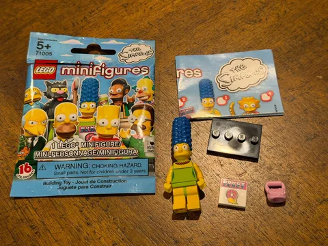 LEGO The Simpsons Series 1 Collectible Minifigures 71005 - Marge Open Bag, New