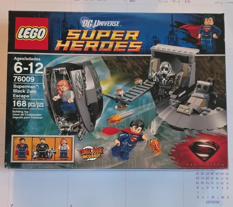LEGO DC Universe Super Heroes Superman Black Zero Escape 76009 168 pcs Age 6-12