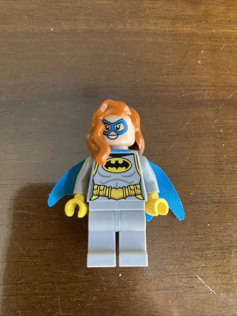 LEGO Batgirl Minifigure sh965 Batman Batcave 76272 DC Super Heroes