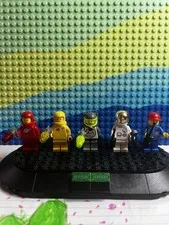 Lego Vintage Spaceman Minifigure Lot