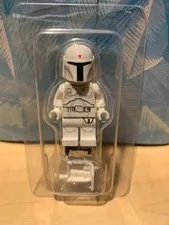 2015 STAR WARS LEGO MINI FIGURE PROTOTYPE WHITE BOBA FETT IN MINI CLAM SHELL