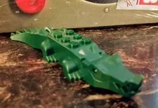 LEGO Alligator Crocodile Minifigure Animal 18904 Green 
