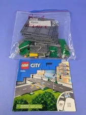 LEGO City Road Plates 60304 Complete Set Pre-Owned