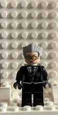 Lego Harry Potter Minifigure - Madam Rolanda Hooch - Starched Cape - hp106, 4737