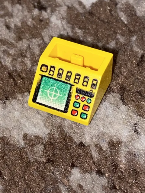 Lego 3660pb003 Slope Inverted 45° 2x2 Control Panel with Radar Screen Set 7047